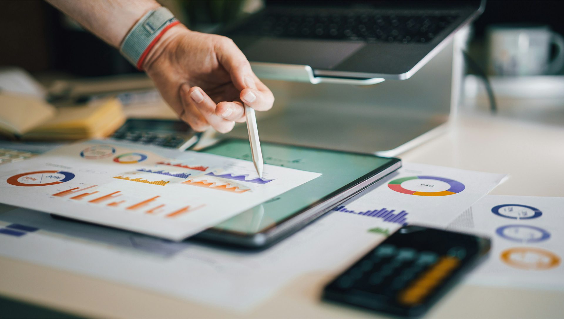 jakub-zerdzicki-ykgLX_CwtDw-unsplash Preparing Financial statements